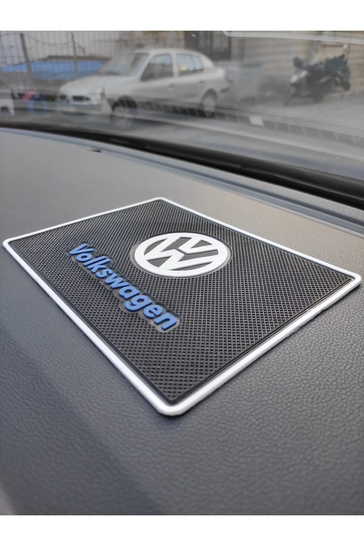Volkswagen%20Kaymaz%20Torpido%20Pedi%20-%20Volkswagen%20Kaydırmaz%20Ped%20-%20Volkswagen%20Ped